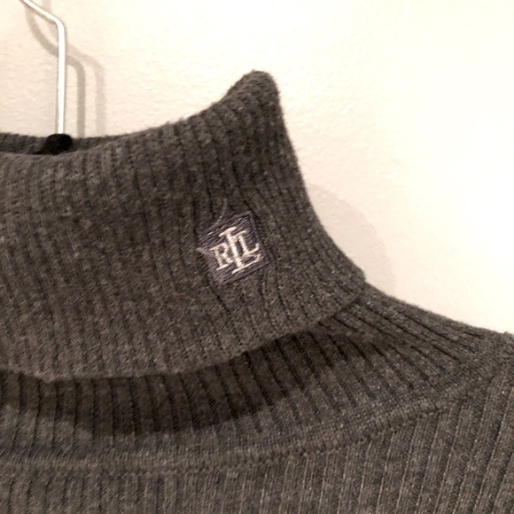 Ralph Lauren Ribbed Gray Turtleneck - Picture 3 of 4